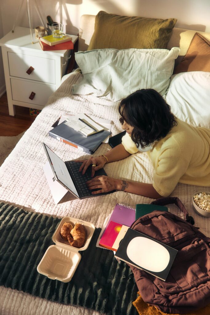 spending review laptop home