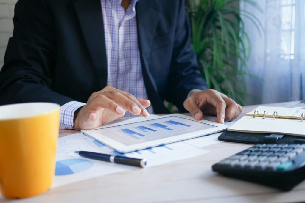 financial charts for beginner investors